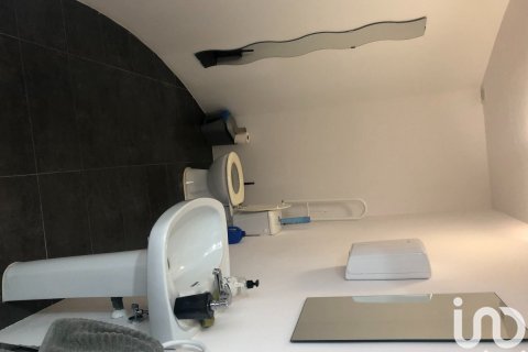 Komerciāls īpašums pārdošanā Valladolid, Spānijā 112 m2 Nr. 154013 - attēls 17