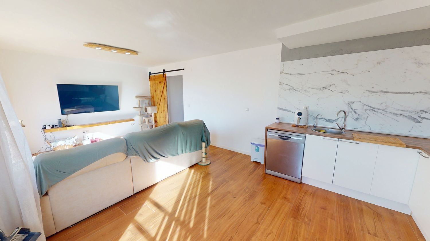 Apartment in Alicante, Spain 2 bedrooms, 87 sq.m. No. 183386