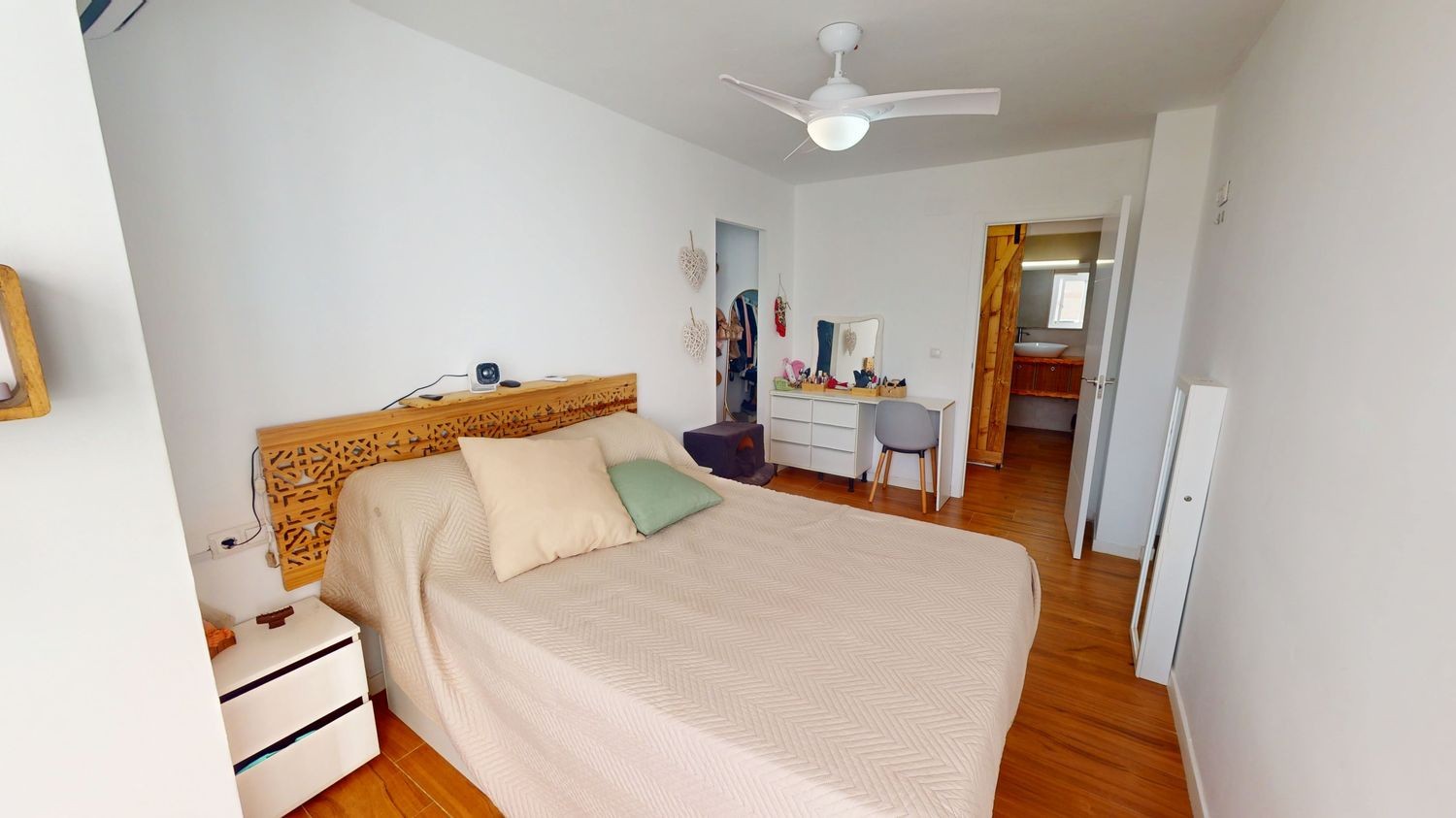 Apartment in Alicante, Spain 2 bedrooms, 87 sq.m. No. 183386