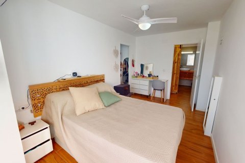 Продажа квартиры в Аликанте, Испания 2 спальни, 87м2 №183386 - фото 19