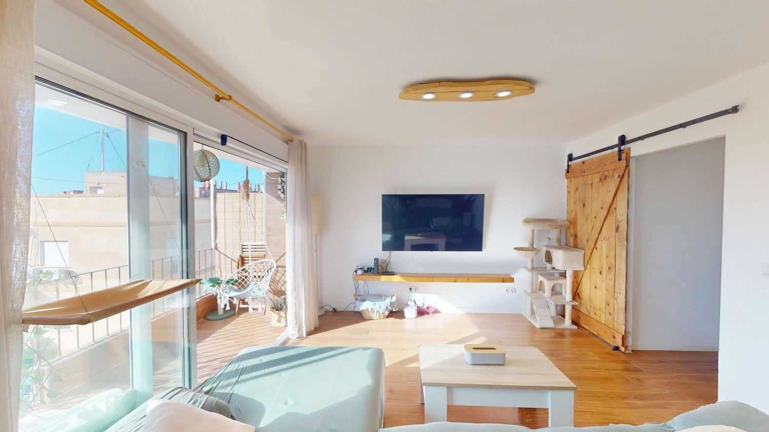 Apartment in Alicante, Spain 2 bedrooms, 87 sq.m. No. 183386