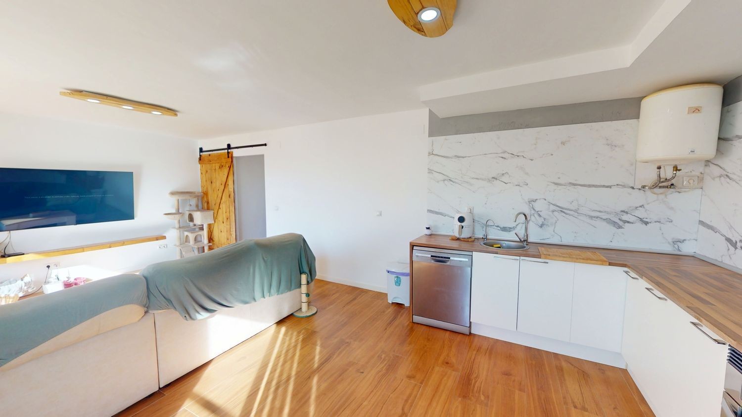 Apartment in Alicante, Spain 2 bedrooms, 87 sq.m. No. 183386