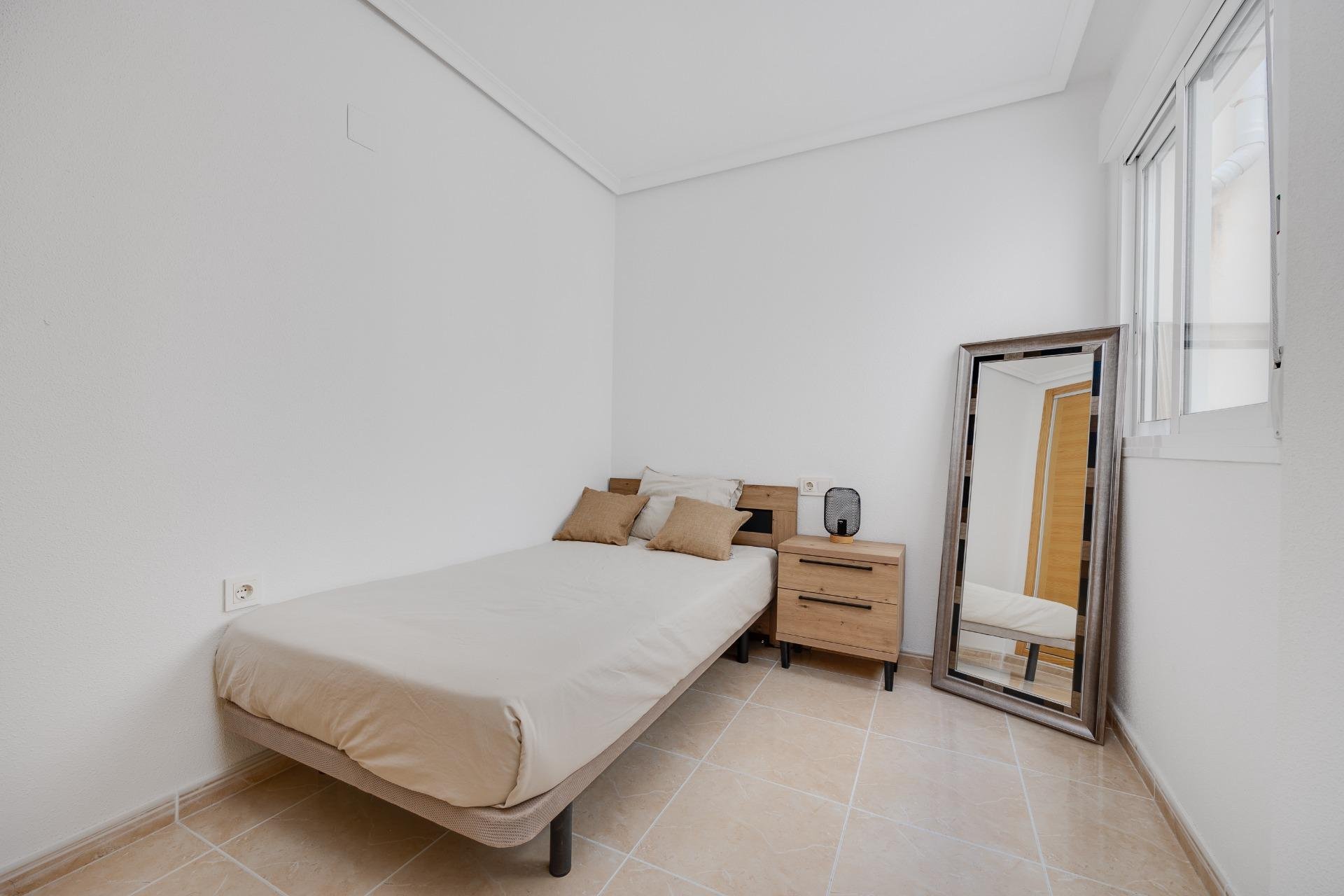 Appartamento a San Fulgencio, Alicante, Spagna 2 camere da letto, 80 mq. N° 183393
