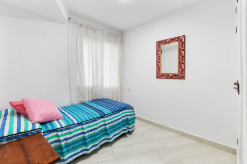Huoneisto myytävänä Dehesa De Campoamor, Alicante, Espanja, 3 makuuhuonetta, 111 m2 No. 146028 - kuva 9
