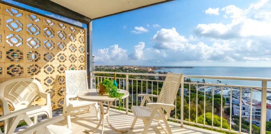 Huoneisto Dehesa De Campoamor, Alicante, Espanja 3 makuuhuonetta, 111 m2 No. 146028