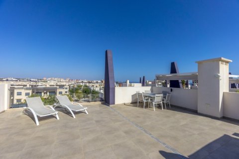 Apartamento en venta en Mil Palmeras, Alicante, España 3 dormitorios, 86 m2 No. 146029 - foto 17