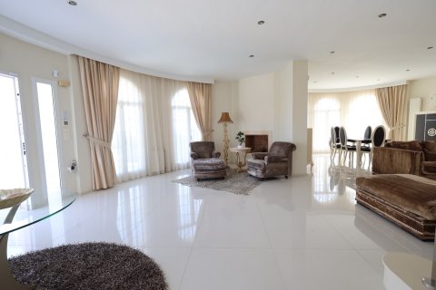 Villa à vendre à Ciudad Quesada, Alicante, Espagne, 5 chambres, 355 m2 No. 146023 - photo 25