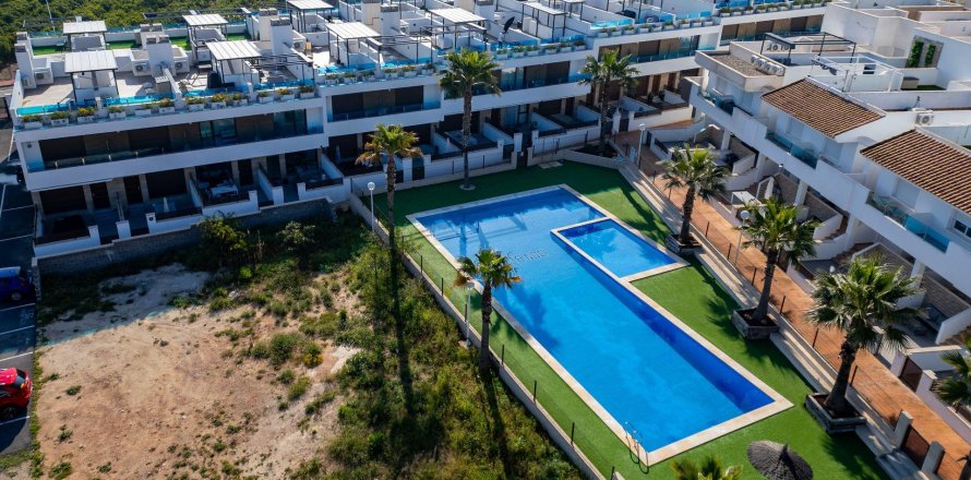 Casa a Torrevieja, Alicante, Spagna 107 mq. N° 193578