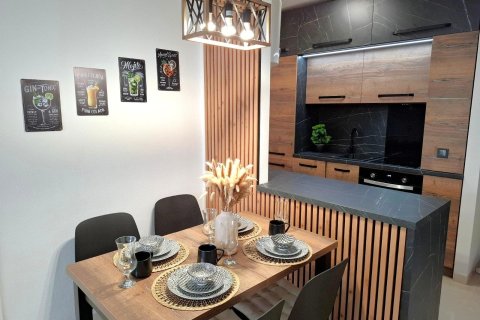 Apartment for sale in Torrevieja, Alicante, Spain 1 bedroom, 65 sq.m. No. 193580 - photo 5