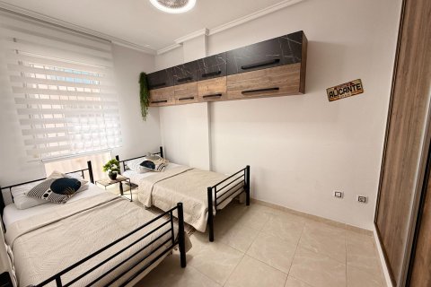 Apartment for sale in Torrevieja, Alicante, Spain 1 bedroom, 65 sq.m. No. 193580 - photo 16