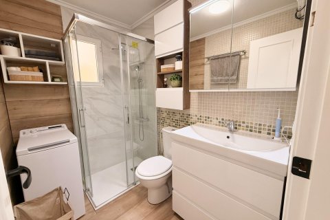 Apartment for sale in Torrevieja, Alicante, Spain 1 bedroom, 65 sq.m. No. 193580 - photo 19