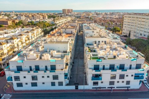 Apartment for sale in Torrevieja, Alicante, Spain 1 bedroom, 65 sq.m. No. 193580 - photo 26