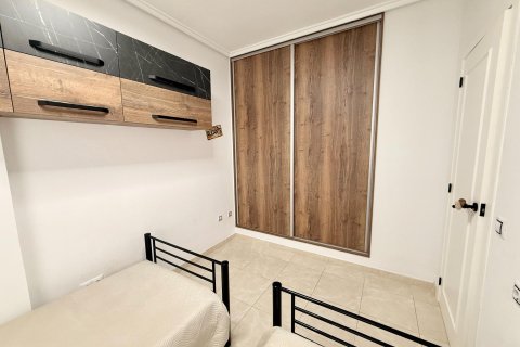 Apartment for sale in Torrevieja, Alicante, Spain 1 bedroom, 65 sq.m. No. 193580 - photo 17