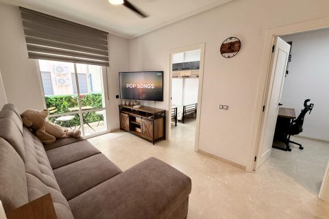 Apartment for sale in Torrevieja, Alicante, Spain 1 bedroom, 65 sq.m. No. 193580 - photo 7