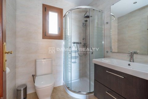 Dom w Platja D'aro, Girona, Hiszpania 4 sypialnie, 339 mkw. nr 176969 – zdjęcie 21