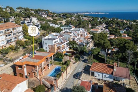 Dom w Platja D'aro, Girona, Hiszpania 4 sypialnie, 339 mkw. nr 176969