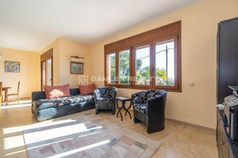 Dom w Platja D'aro, Girona, Hiszpania 4 sypialnie, 339 mkw. nr 176969 – zdjęcie 8