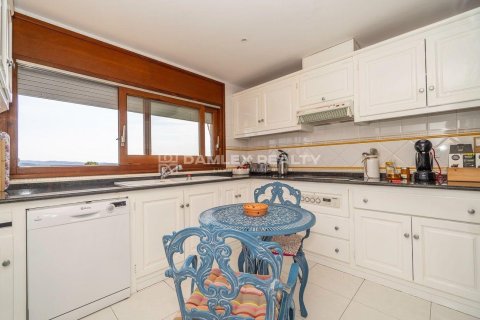 Dom w Santa Cristina d'Aro, Girona, Hiszpania 6 sypialni, 316 mkw. nr 176965 – zdjęcie 18