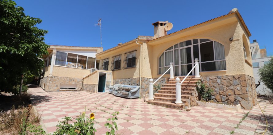 Villa Ciudad Quesada, Alicante, España 4 dormitorios, 138 m2 No. 137708