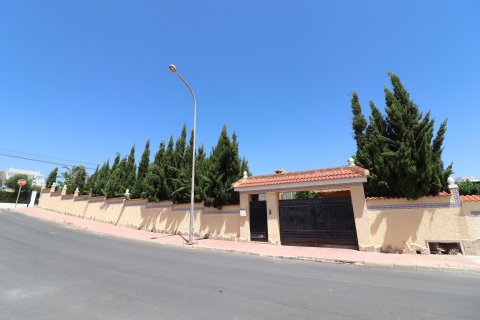 Villa en venta Ciudad Quesada, Alicante, España 4 dormitorios, 138 m2 No. 137708 - foto 2