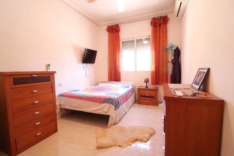 Finca myytävänä Catral, Alicante, Espanja, 3 makuuhuonetta, 235 m2 No. 137710 - kuva 19