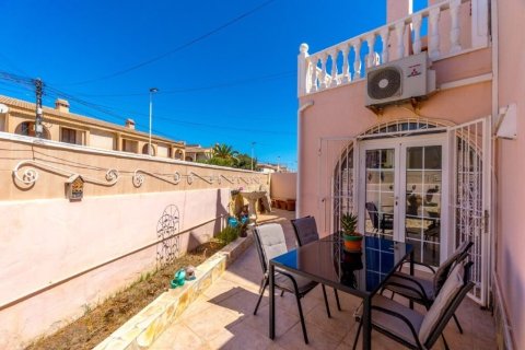 Townhouse for sale Torrevieja, Alicante, Spain 5 bedrooms, 164 sq.m. No. 137705 - photo 8