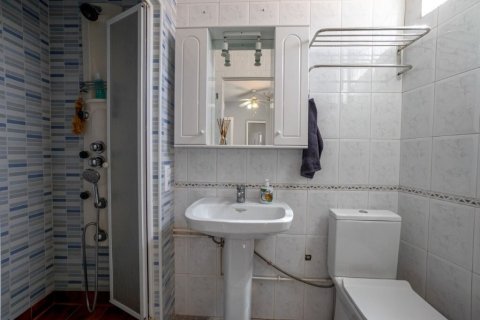 Townhouse for sale Torrevieja, Alicante, Spain 5 bedrooms, 164 sq.m. No. 137705 - photo 30