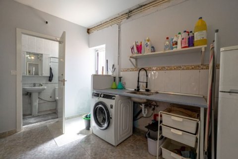 Townhouse for sale Torrevieja, Alicante, Spain 5 bedrooms, 164 sq.m. No. 137705 - photo 29