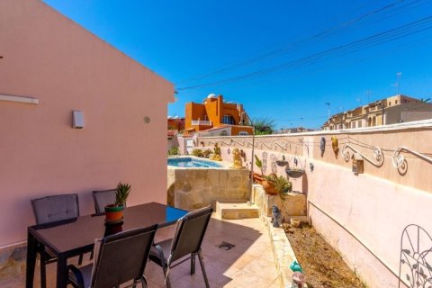 Townhouse for sale Torrevieja, Alicante, Spain 5 bedrooms, 164 sq.m. No. 137705 - photo 5