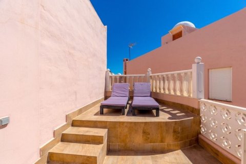 Townhouse for sale Torrevieja, Alicante, Spain 5 bedrooms, 164 sq.m. No. 137705 - photo 22
