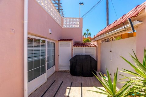 Townhouse for sale Torrevieja, Alicante, Spain 5 bedrooms, 164 sq.m. No. 137705 - photo 6