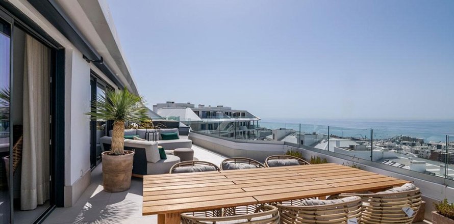 Appartamento a Fuengirola, Malaga, Spagna 3 camere da letto, 151 mq. N° 104673