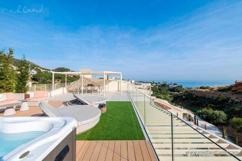 Lägenhet till salu Fuengirola, Malaga, Spanien 3 sovrum, 130 kvm. Nr. 53060 - foto 1