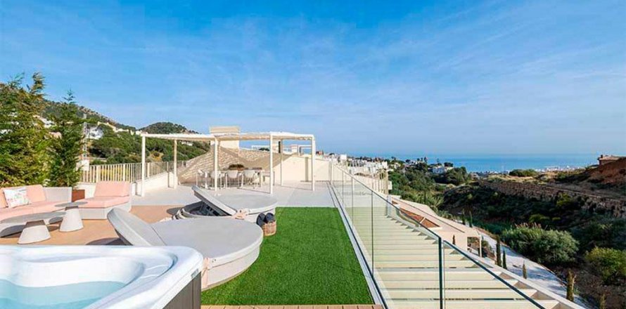 Lägenhet Fuengirola, Malaga, Spanien 3 sovrum, 130 kvm. Nr. 53060