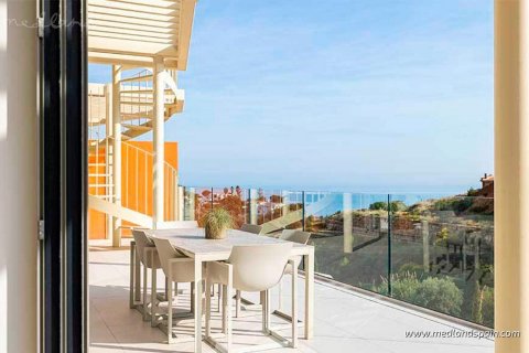 Lägenhet till salu Fuengirola, Malaga, Spanien 3 sovrum, 130 kvm. Nr. 53060 - foto 15
