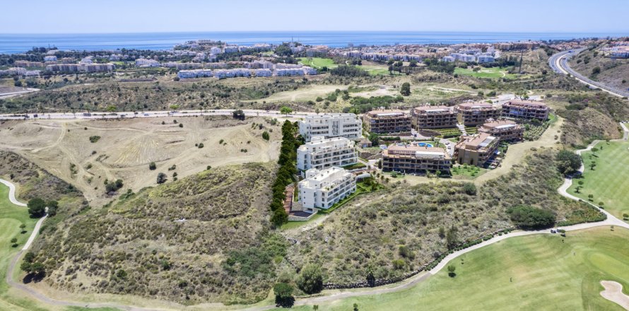 Huoneisto Mijas, Malaga, Espanja 2 makuuhuonetta, 99 m2 No. 135008