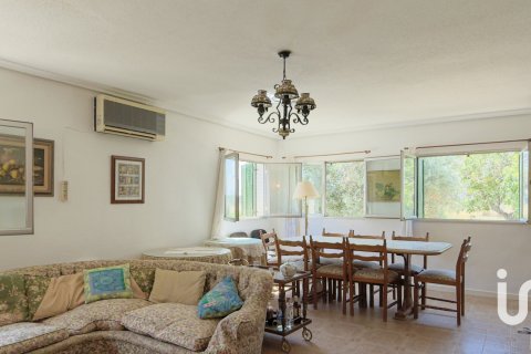 Продажа дома в Мехорада-дель-Кампо, Мадрид, Испания 4 спальни, 239м2 №153272 - фото 30