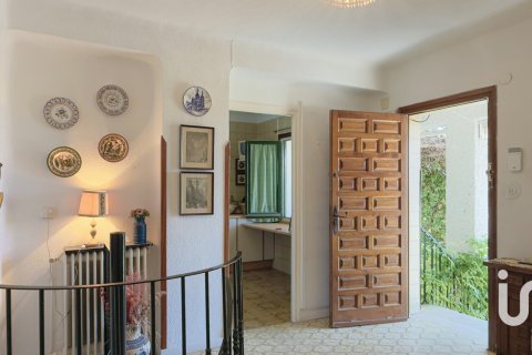 Продажа дома в Мехорада-дель-Кампо, Мадрид, Испания 4 спальни, 239м2 №153272 - фото 4