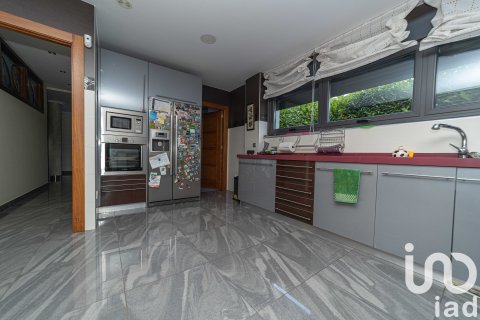 Māja pārdošanā Villaquilambre, Leon, Spānijā 5 istabas, 591 m2 Nr. 153273 - attēls 3