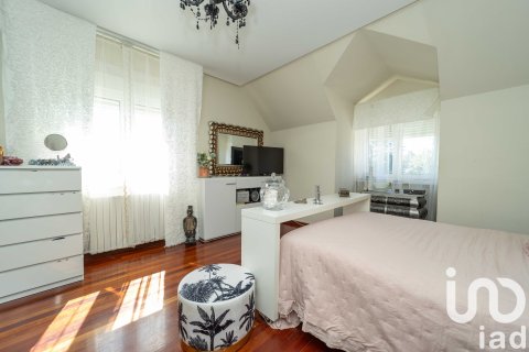 Hus till salu i Valverde de la Virgen, Leon, Spanien 6 sovrum, 560 kvm. Nr. 153269 - foto 15