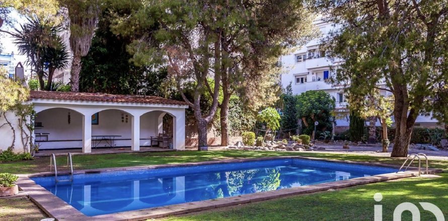 Dom w Sitges, Barcelona, Hiszpania 7 sypialni, 477 mkw. nr 153271