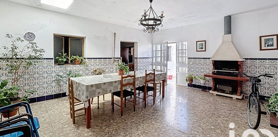 Hus i Tarifa, Cadiz, Spanien 7 sovrum, 350 kvm. Nr. 153268