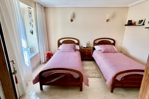 Сasa en venta en León, España 3 dormitorios, 169 m2 No. 188272 - foto 23