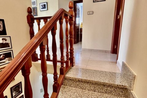 Сasa en venta en León, España 3 dormitorios, 169 m2 No. 188272 - foto 15