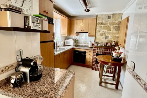 Сasa en venta en León, España 3 dormitorios, 169 m2 No. 188272 - foto 8