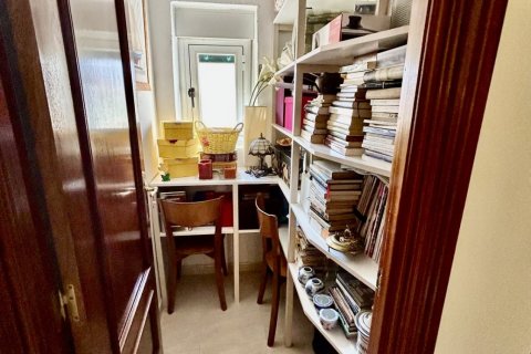 Сasa en venta en León, España 3 dormitorios, 169 m2 No. 188272 - foto 28