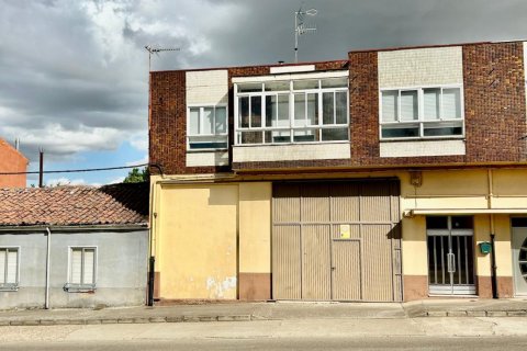 Māja pārdošanā La Baneza, Leon, Spānijā 3 istabas, 376 m2 Nr. 188277 - attēls 30