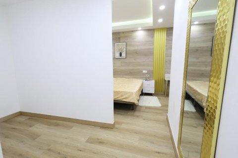 Apartment à vendre à Torrevieja, Alicante, Espagne, 4 chambres, 123 m2 No. 189385 - photo 11
