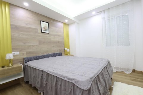 Apartment à vendre à Torrevieja, Alicante, Espagne, 4 chambres, 123 m2 No. 189385 - photo 9