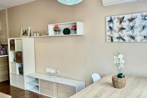 Apartamento en venta en Torrevieja, Alicante, España 2 dormitorios, 54 m2 No. 189386 - foto 4